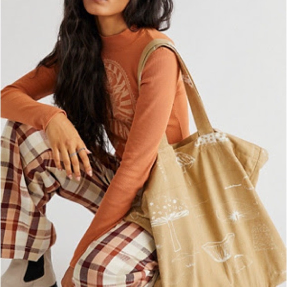 Care FP Veg Dyed Organic Mushroom Print Tote Bag